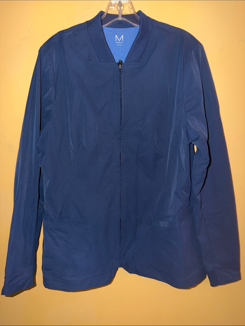 Medelita Scrub Jacket